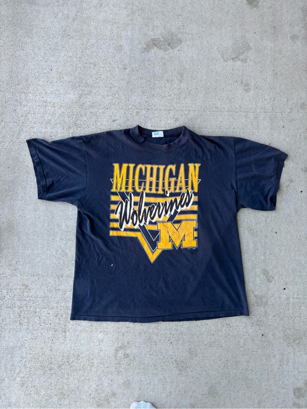 Vintage 1994 Michigan Wolverines NCAA College Shirt Boxy XL